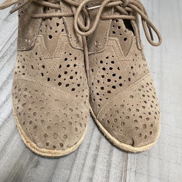 TOMS Moroccan Cutout Desert Rope Wedge Bootie Taupe Neutral 8 - Picture 4 of 8